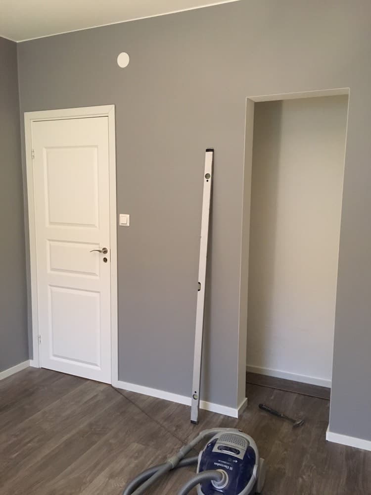 Referensjobb "Renovering av dörrpost - Klart!" utfört av Morina Bygg & Måleri 