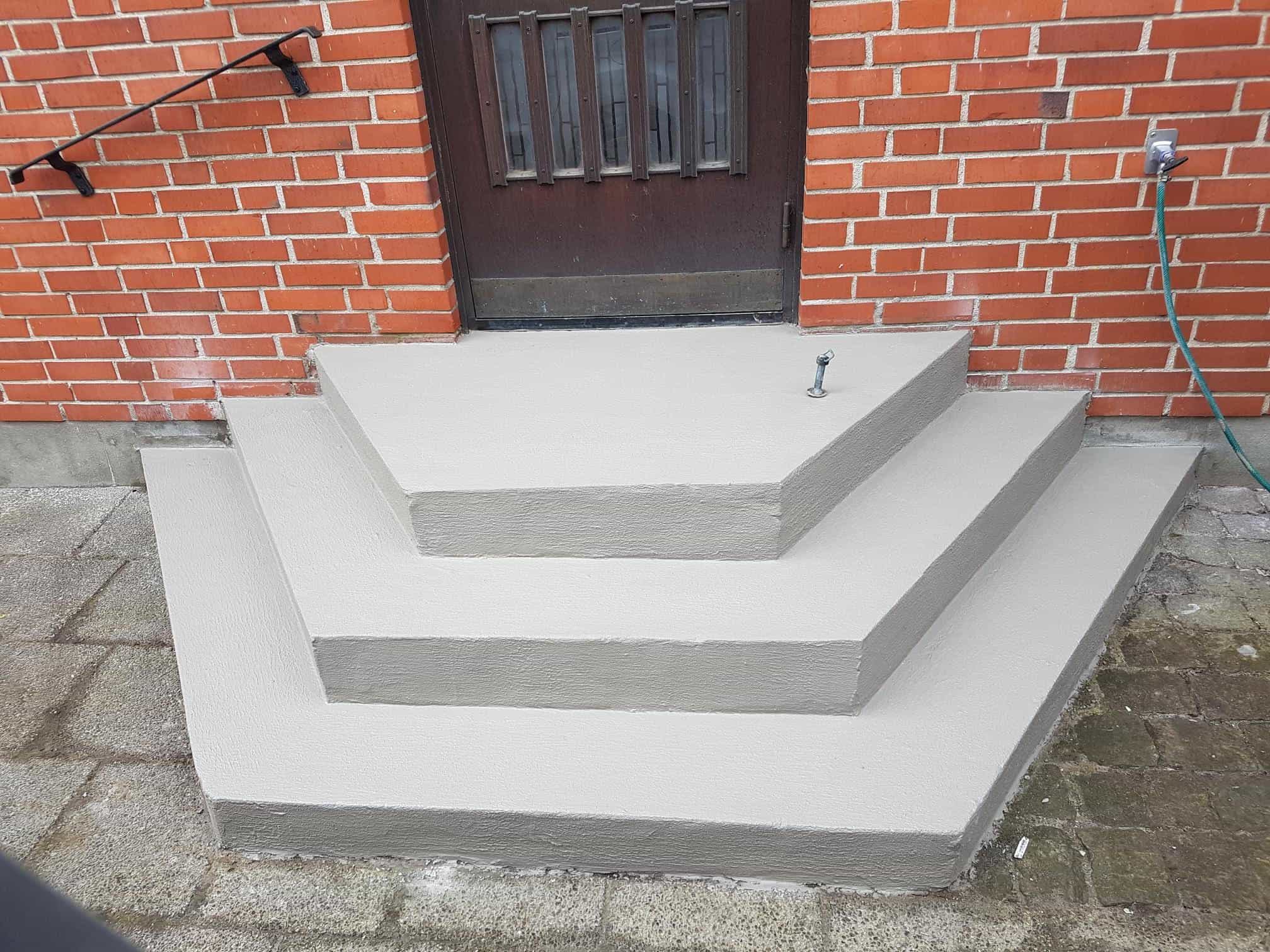Referensjobb "Renovering av betong trappa i Sjöbo." utfört av JO BETONGTÄTNING AB