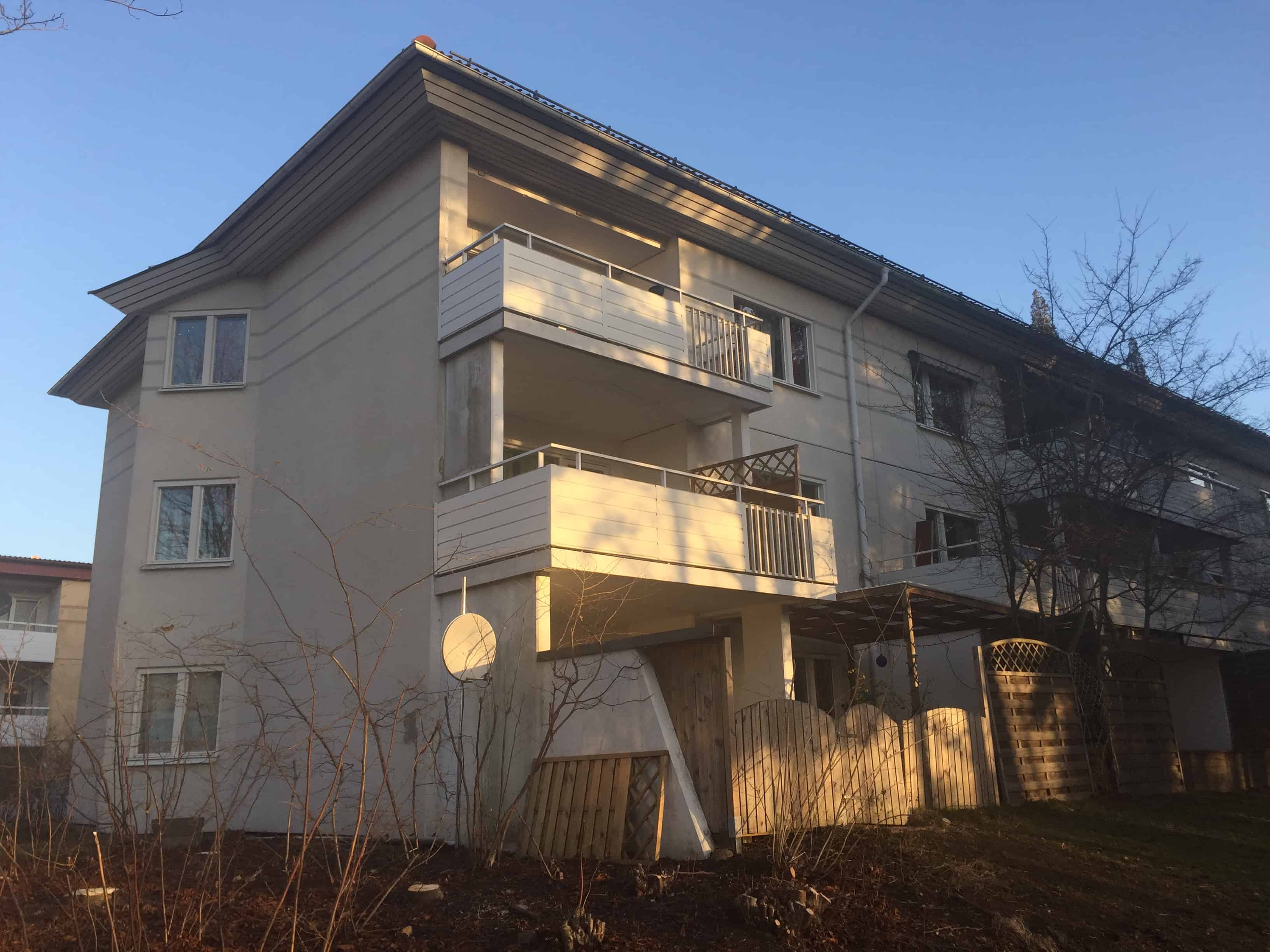 Referensjobb "Renovering av 48 balkoner" utfört av AS&RSERVICE